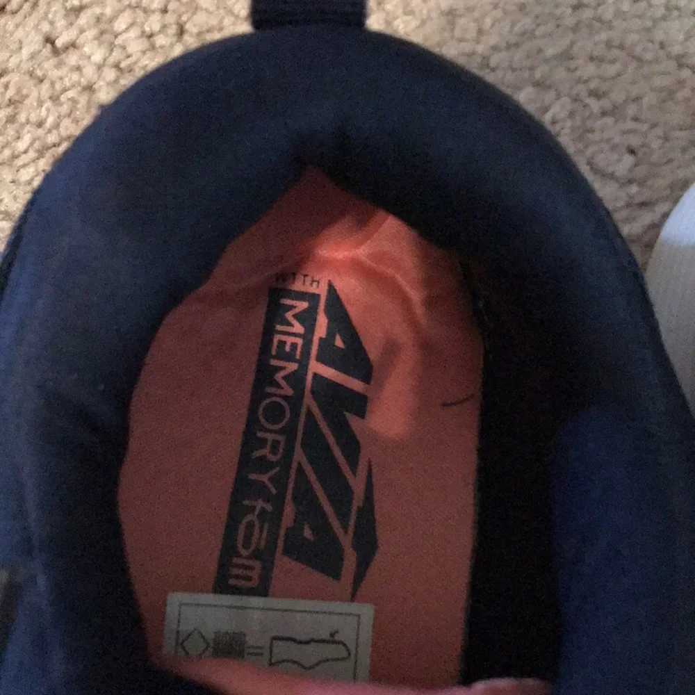 Avia Women’s shoes size 7.5 - Picture 2 of 6